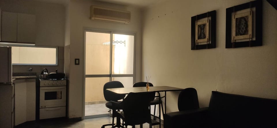Kitchen or kitchenette, Living room, Dining area, minibar, oven, air conditioner