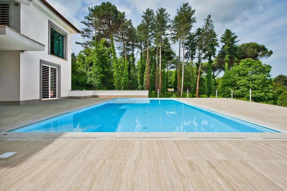 Pool view, Swimming pool