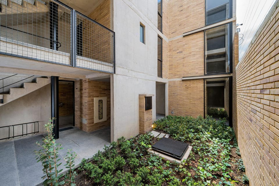 Property building, Inner courtyard view