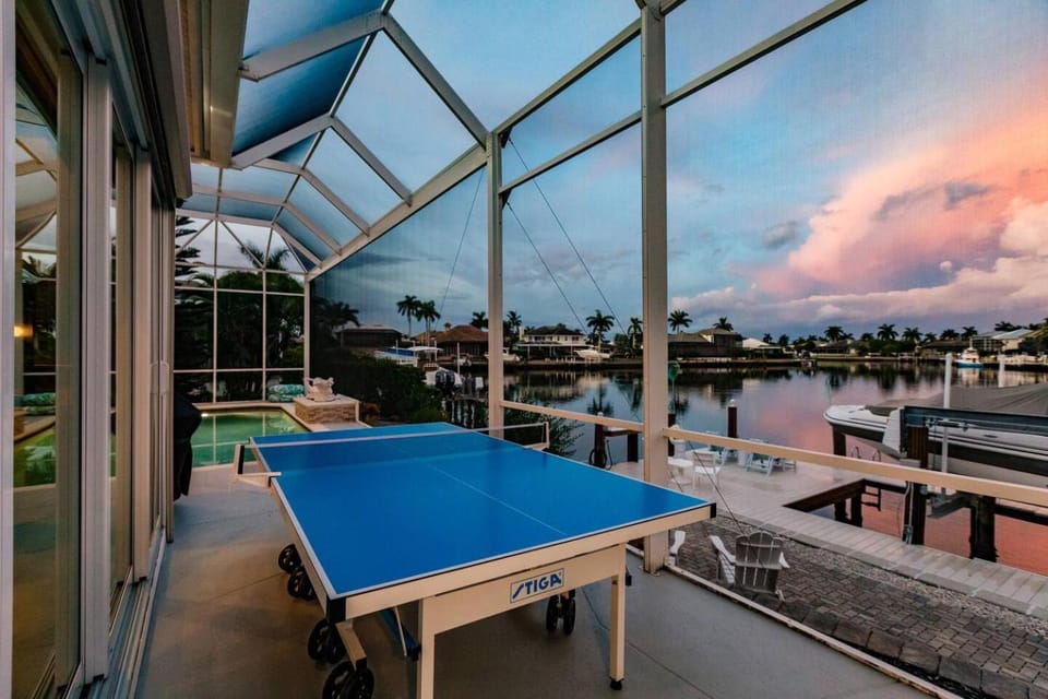 Casa Vista - Luxury Waterfront Villa with Heated Pool, Kayaks, Fishing, Bikes Villa in Marco Island