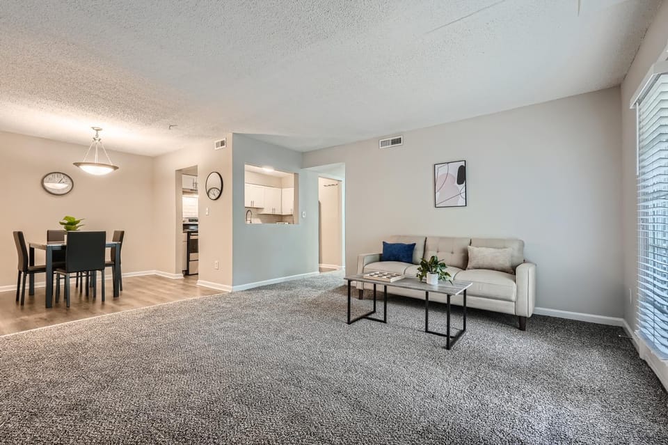 Crest at East Cobb 1812 Comfort, Spacious 2Bd 2Bt Apartment in Marietta