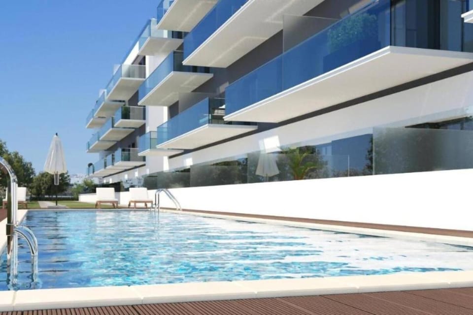 Property building, Pool view, Swimming pool, Swimming pool