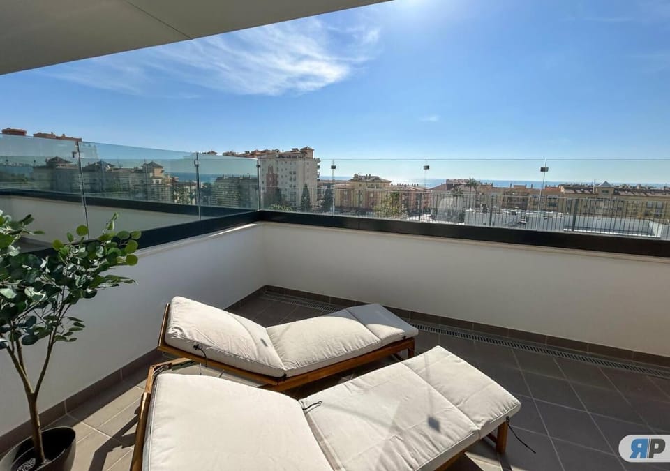 View (from property/room), Balcony/Terrace, Seating area