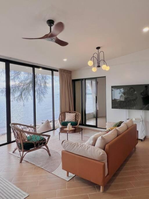 Villa Beach front Baan Chom-Ley Boutique villa Villa in Ko Pha-ngan Sub-district
