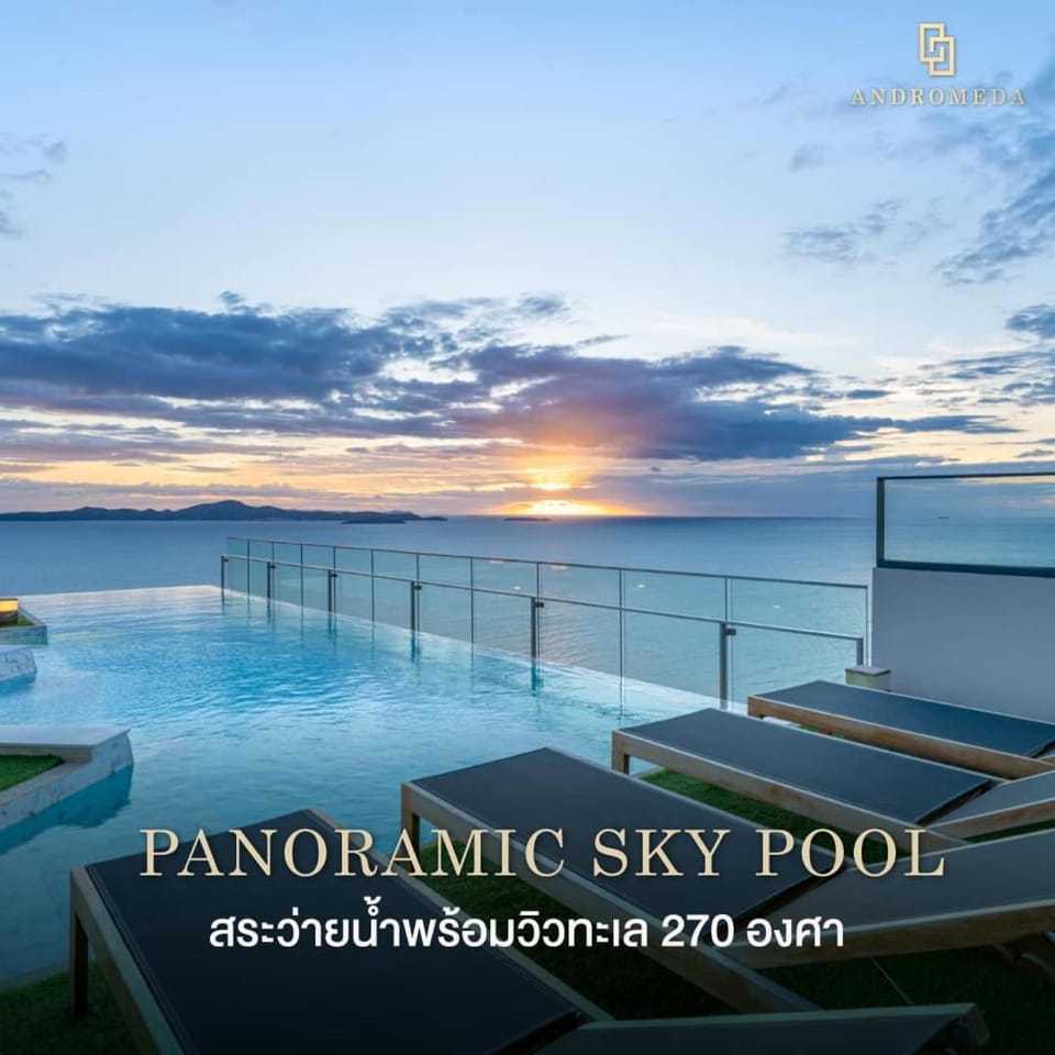 Sea View At The Beach Front - Breathtaking View Apartment in Pattaya City