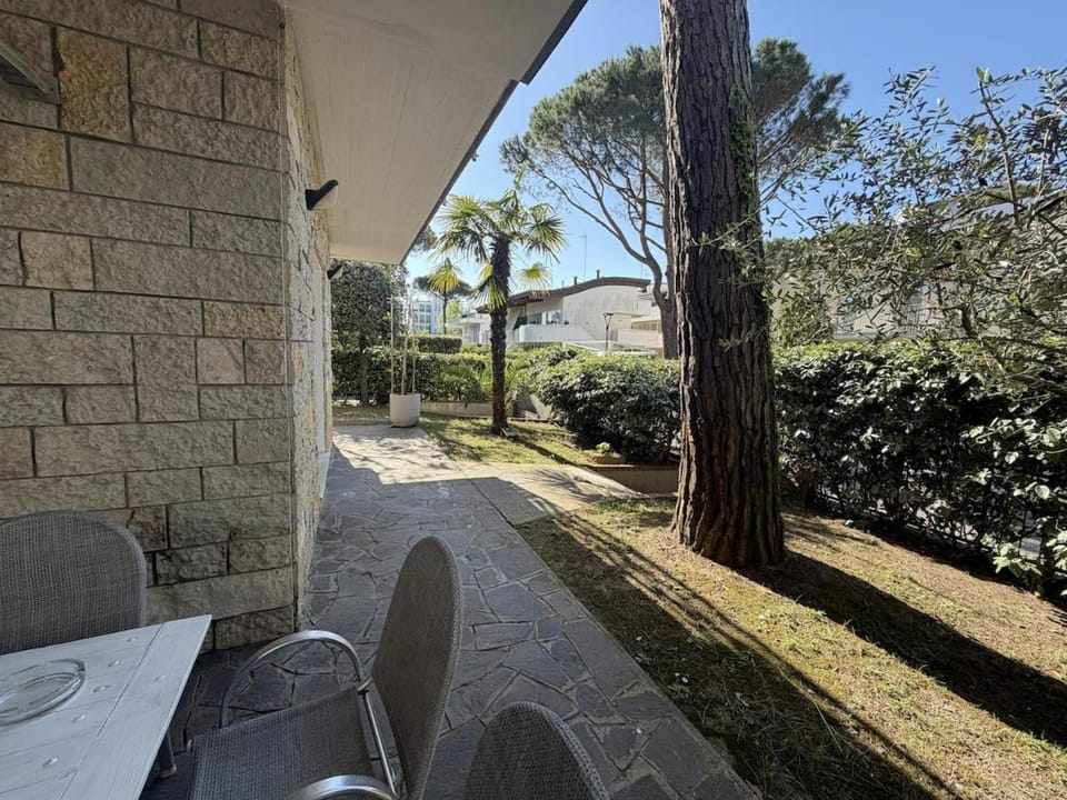 Property building, Patio, Garden, Garden view