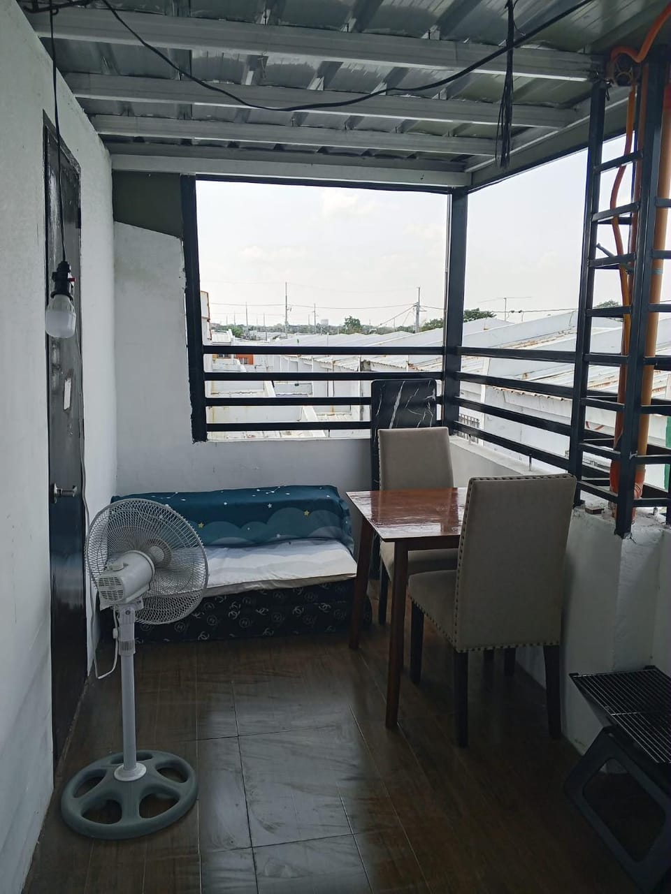 Su Staycation Minimalist House in Calabarzon
