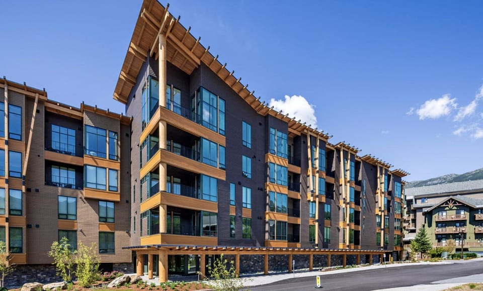 Lux Mountainside 2 Bed Mountainside Condo Apartment in Stowe