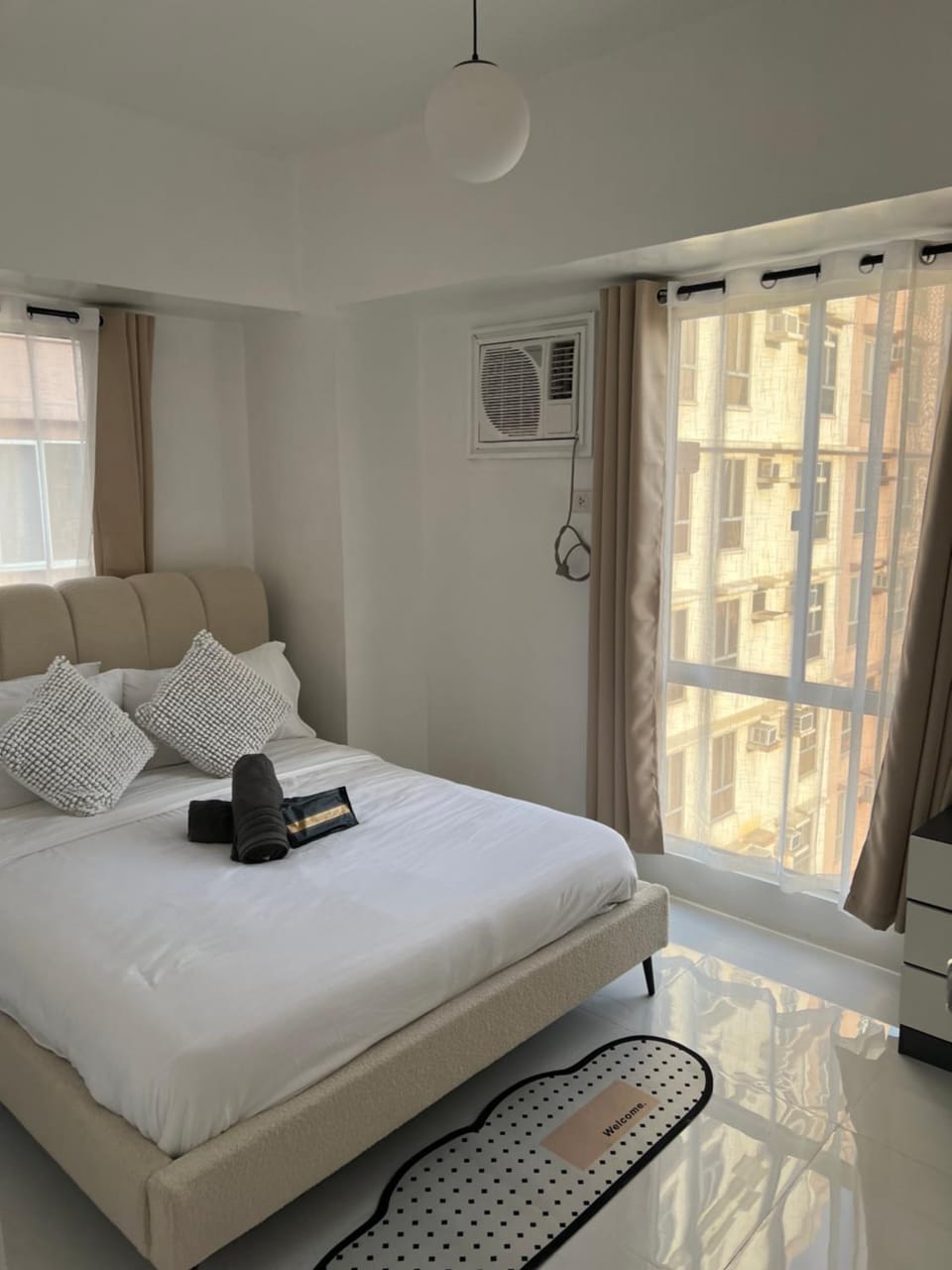 LUCKY 7 Suites Hotel in Las Pinas