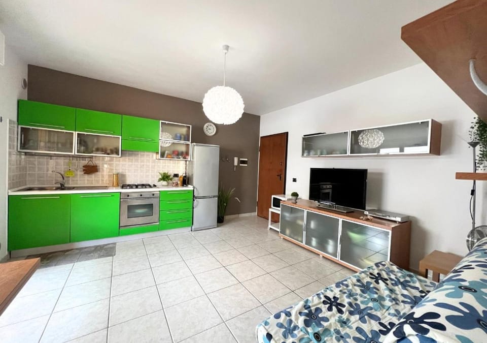 TV and multimedia, Kitchen or kitchenette, oven