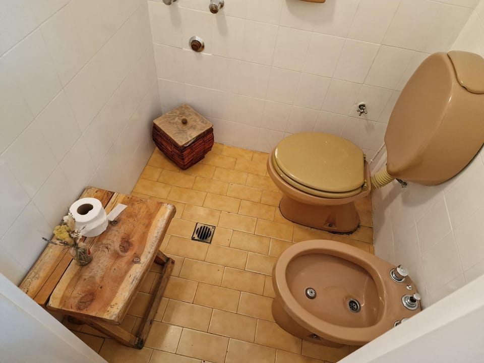 Bathroom, bidet