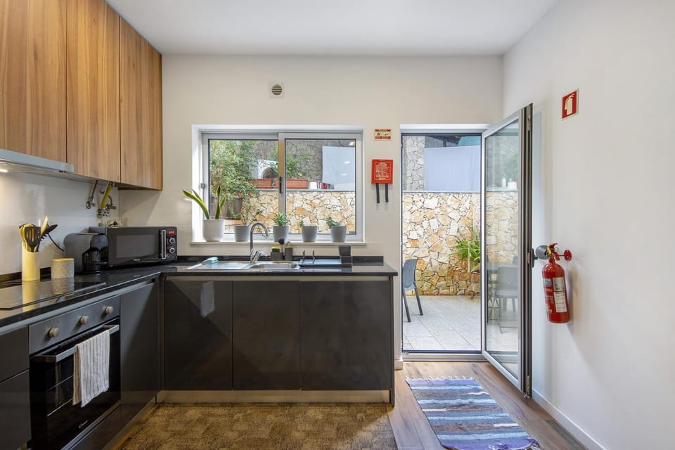 Kitchen or kitchenette, Living room