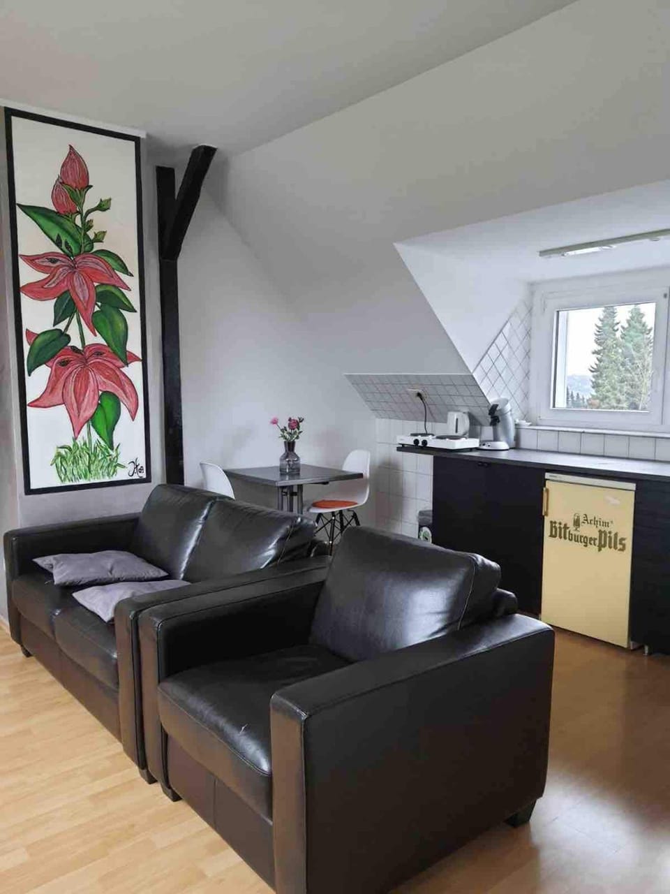 Kitchen or kitchenette, Living room, Dining area