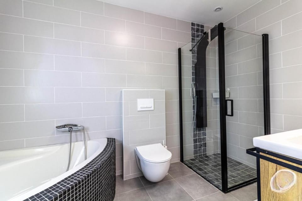 Shower, Bathroom, Bath