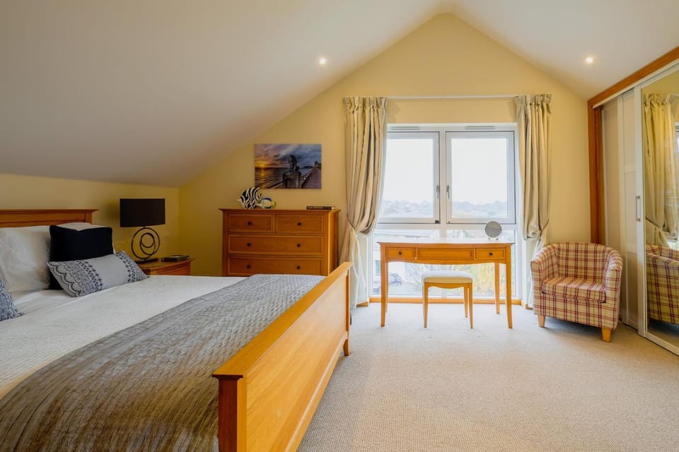 6 The Salterns - Yarmouth House in Freshwater
