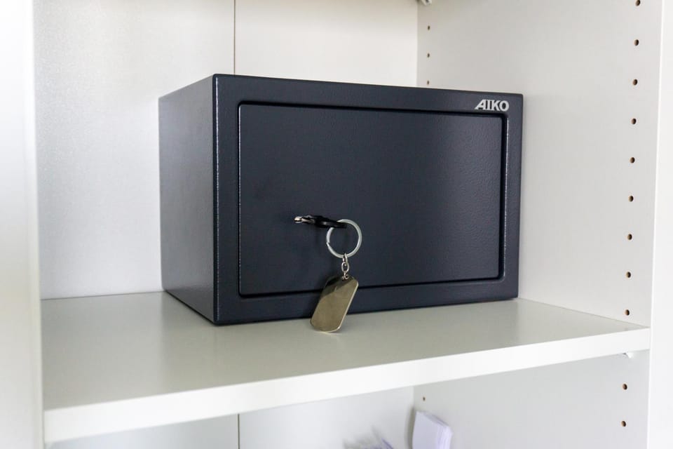 safe, wardrobe