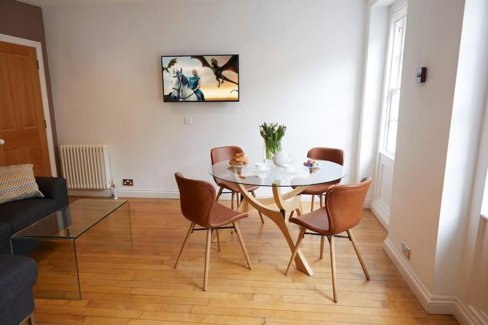 Jack's Place - Central 2 bedroom apartment Apartment in Bath