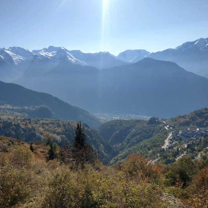 Appartement entièrement rénové, vue exceptionnelle Apartment in Huez
