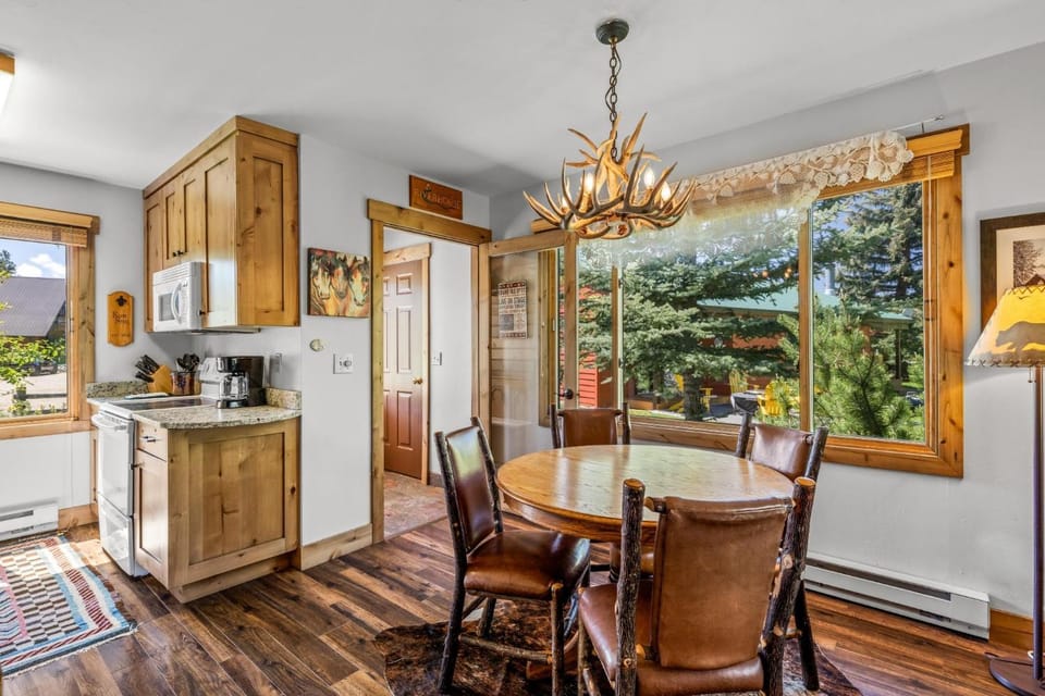 Riverhouse House in Colorado