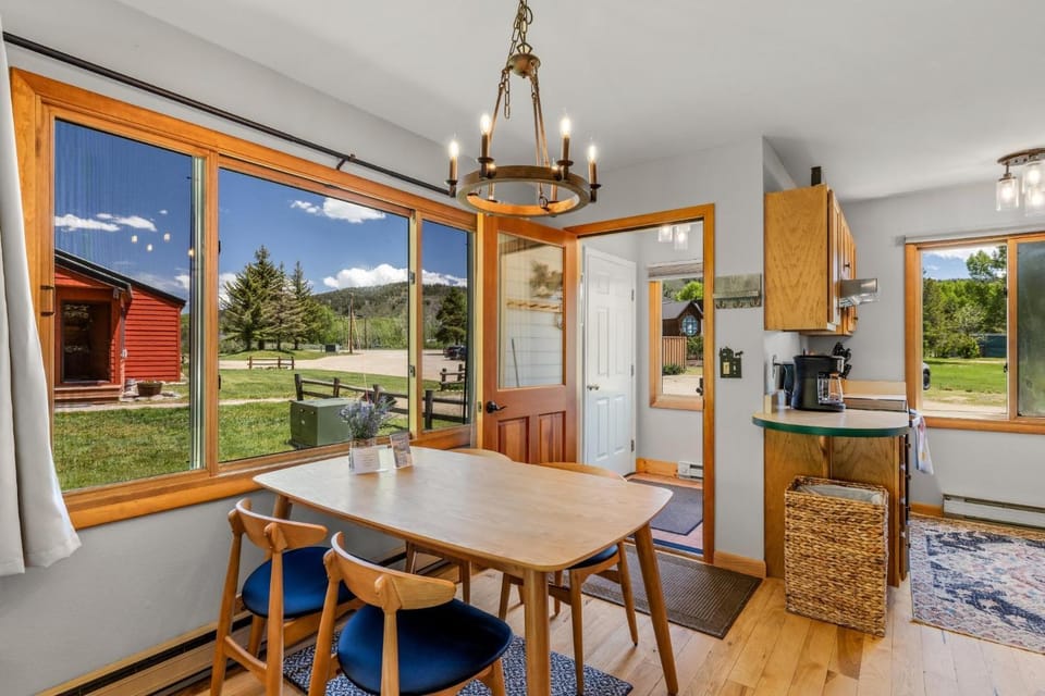 Wintersong House in Colorado