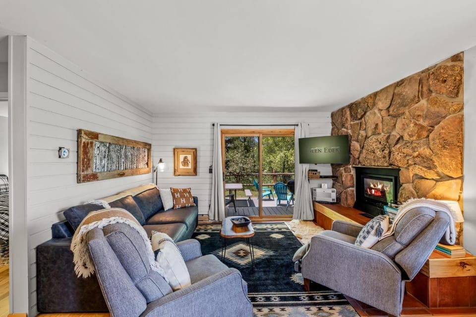 Wintersong House in Colorado