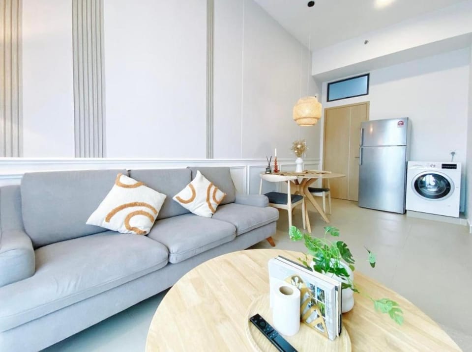 Coffee/tea facilities, Kitchen or kitchenette, Living room, Seating area, Dining area, minibar, oven, pet friendly, washing machine, dryer