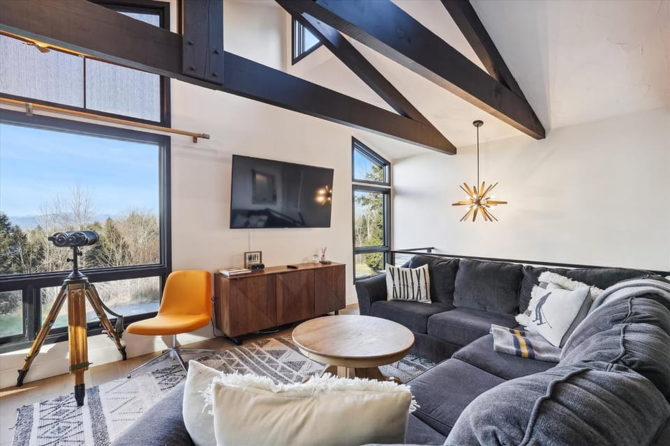 Mansfield View House in Morristown