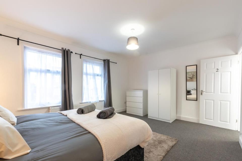 Stylish Modern Home, Southampton House in Southampton