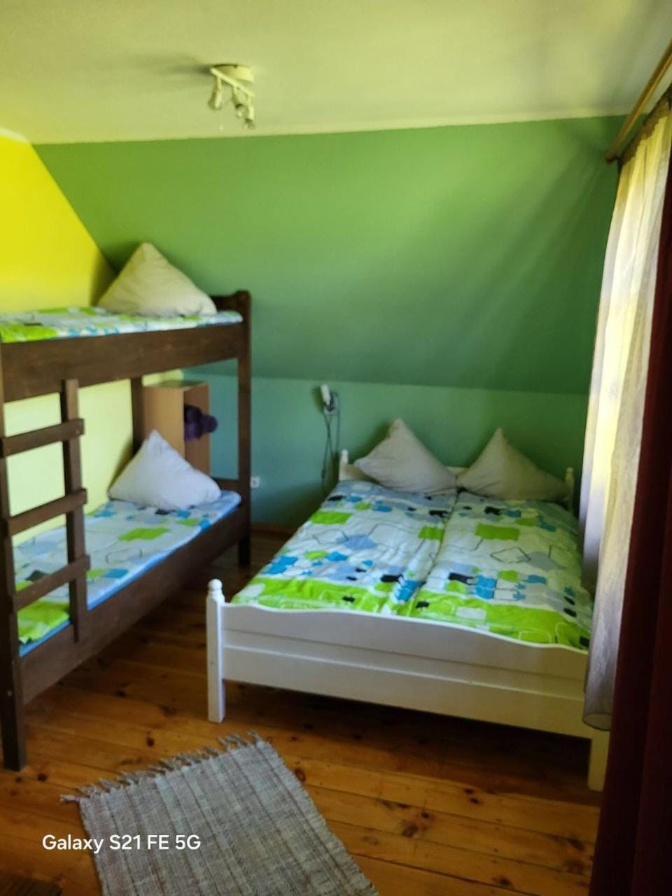 Bed, Photo of the whole room, Bedroom, bunk bed