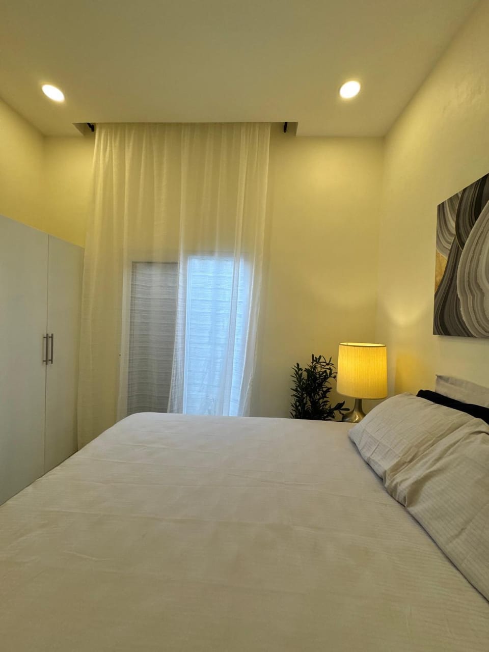 Bed, Photo of the whole room, Bedroom, wardrobe