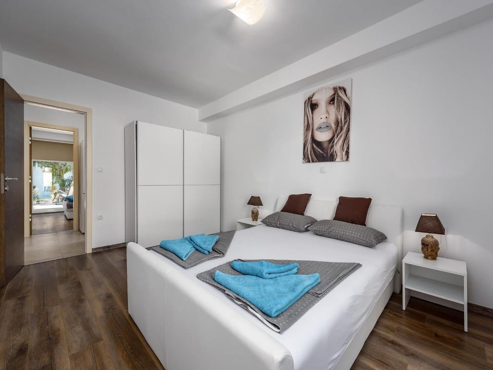 Property building, Other, Bedroom