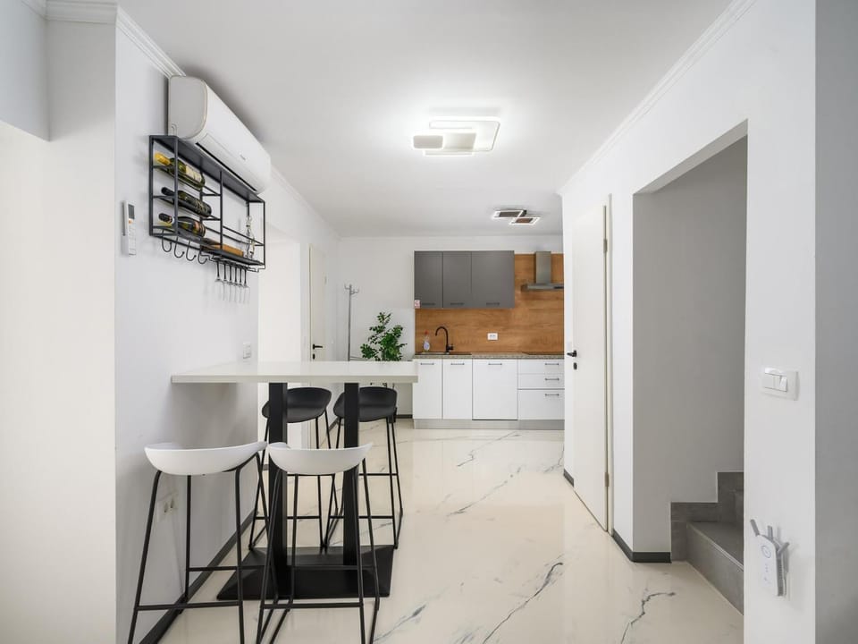 Property building, Kitchen or kitchenette, Other