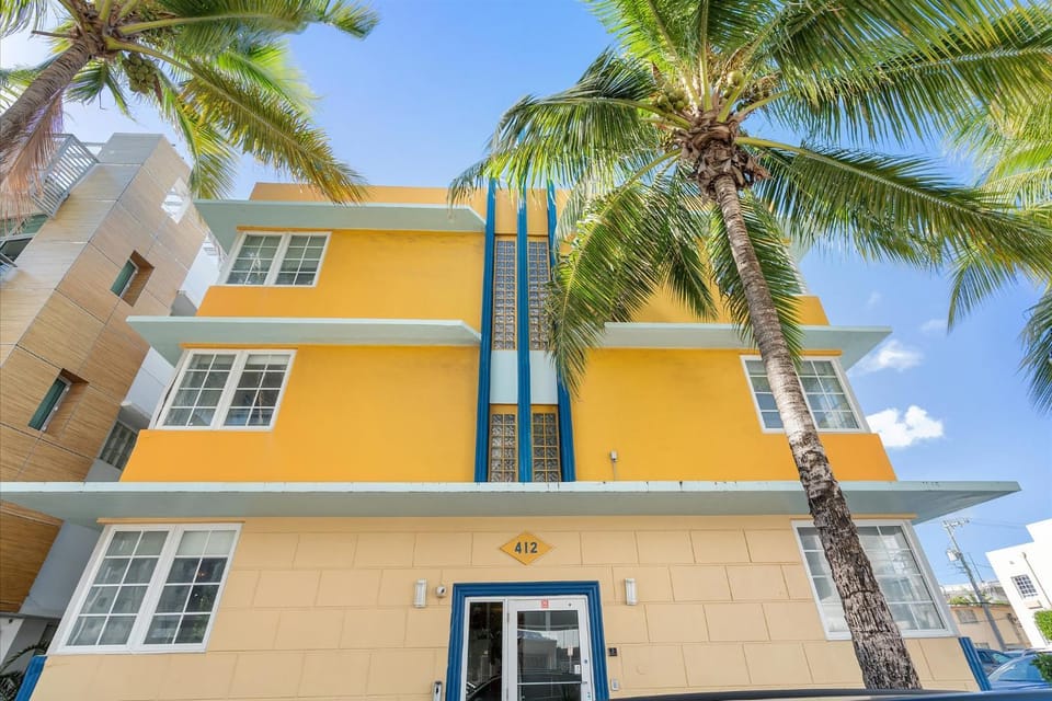 Property building, Day