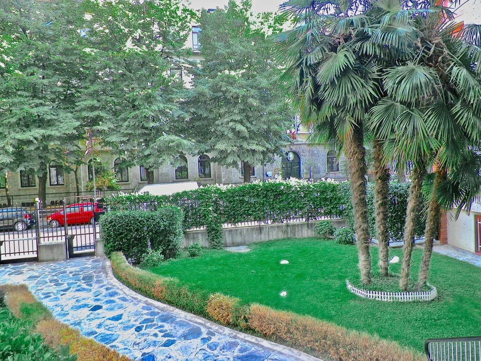 Garden, Garden view