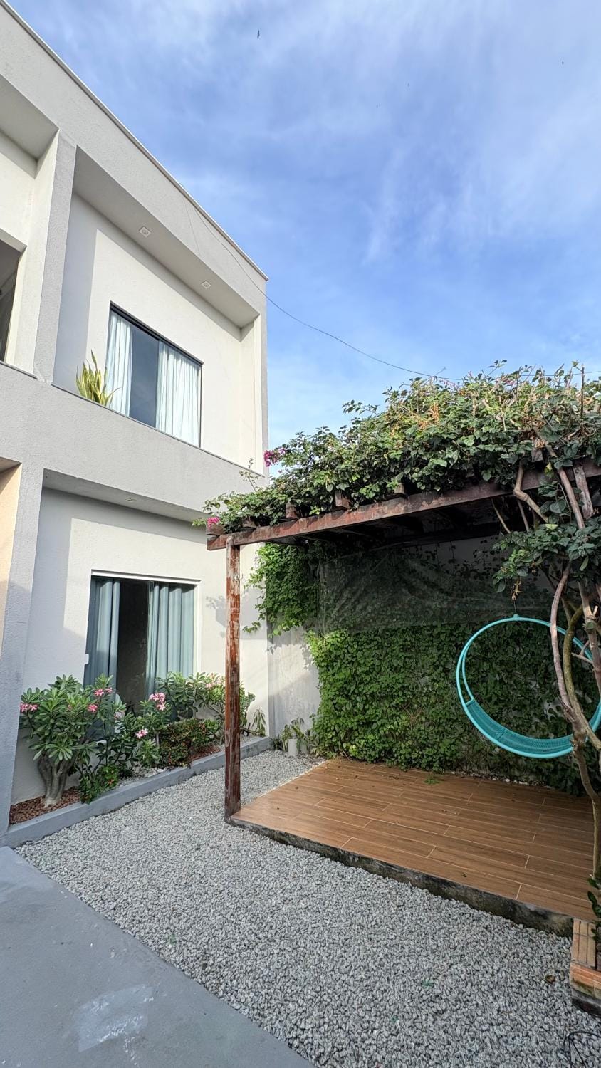 Property building, Garden, Garden view