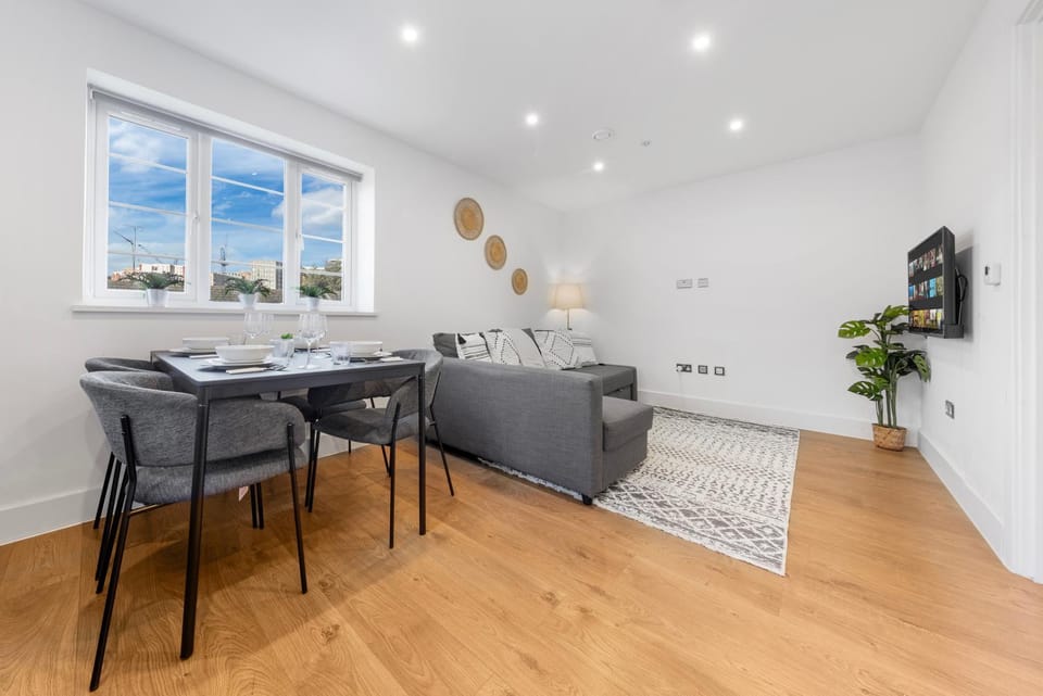 Stylish Stay Nine Elms Vauxhall 1 Bedroom Apartment near London Eye Apartment in London