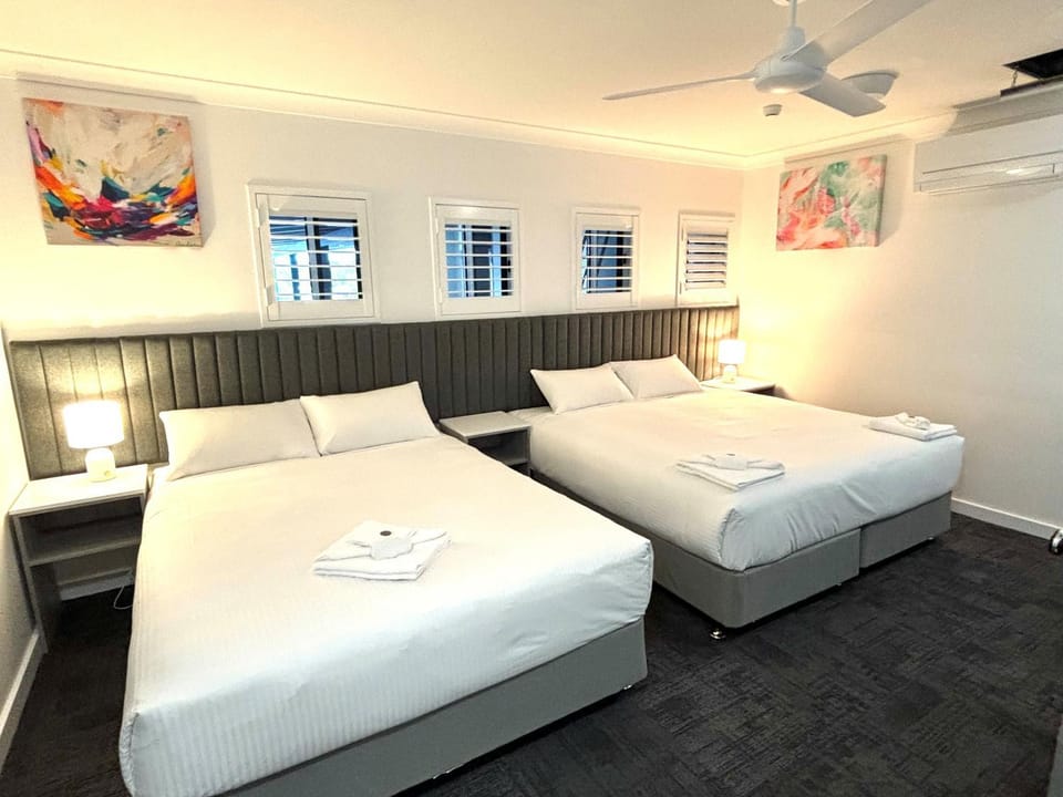 Bedroom, Family, towels, air conditioner