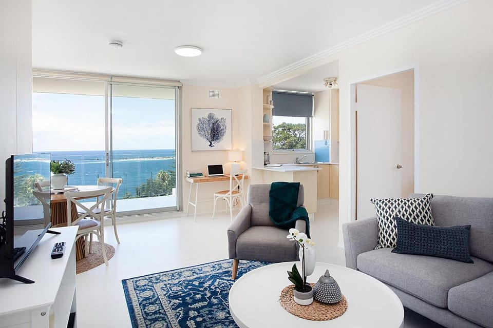 Coogee Lookout Apartment in Sydney