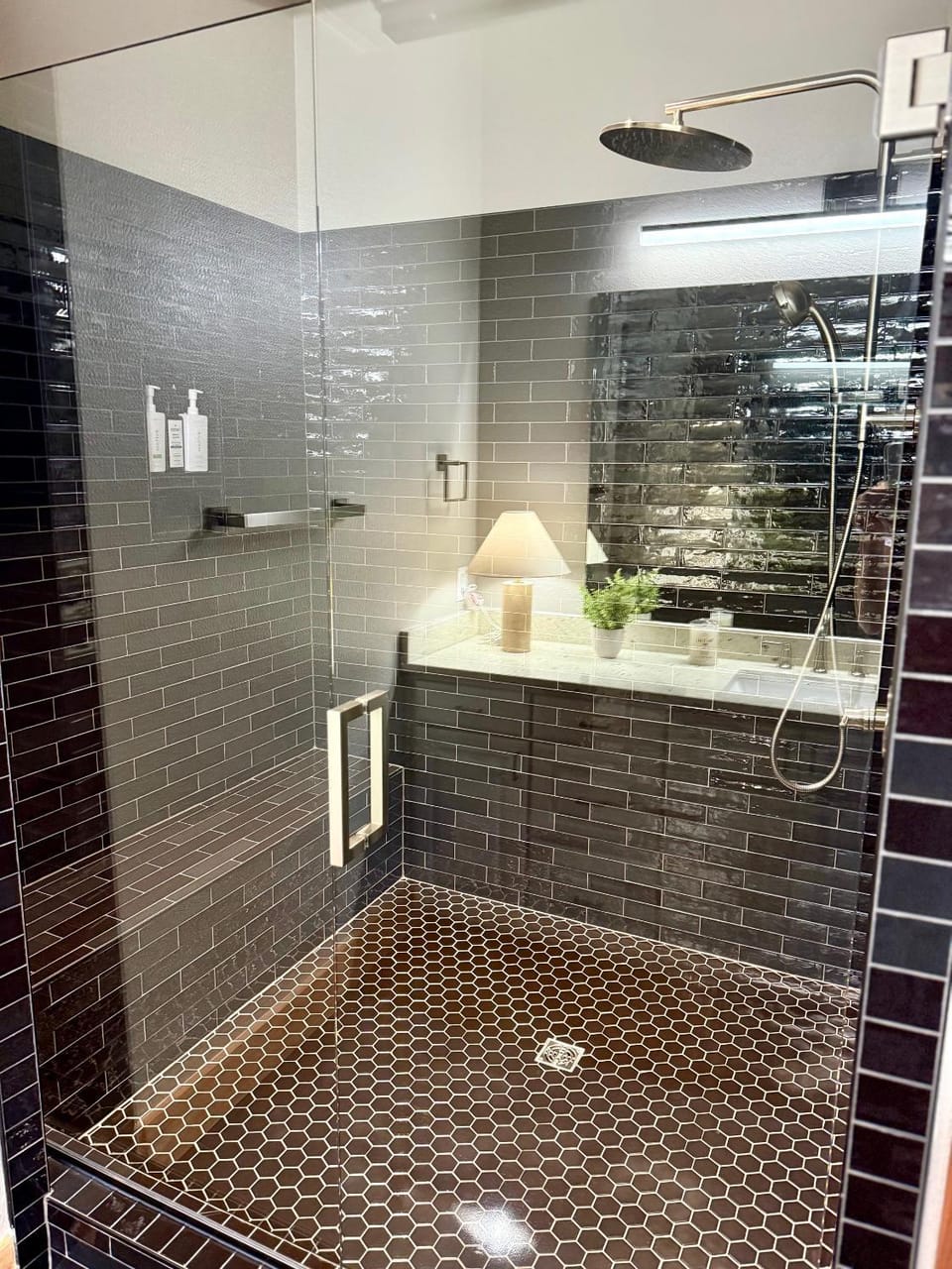 Shower, Toilet, Quiet street view
