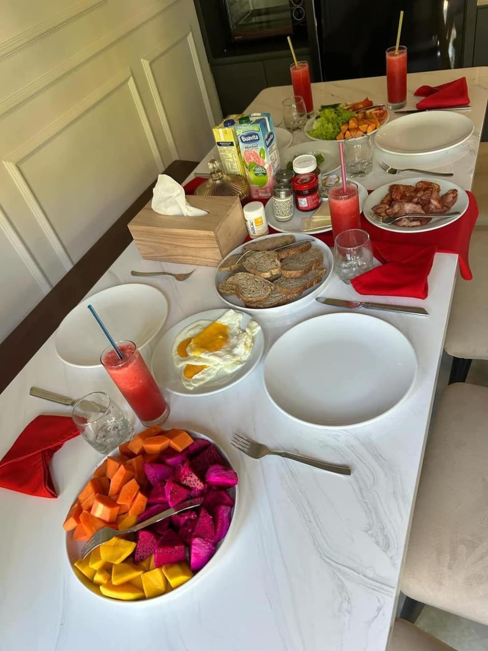 Breakfast, Continental breakfast