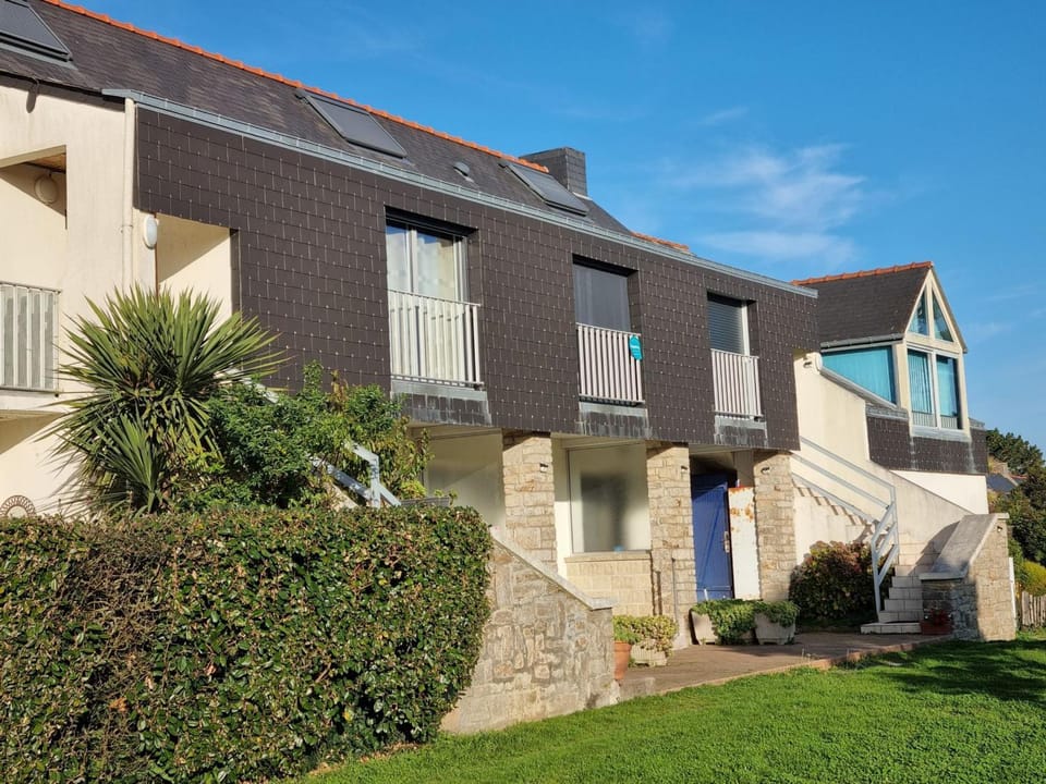 Appartement 4 pers, plage à 300m, WiFi, parking, St-Gildas-de-Rhuys - FR-1-775-2 Apartment in Brittany