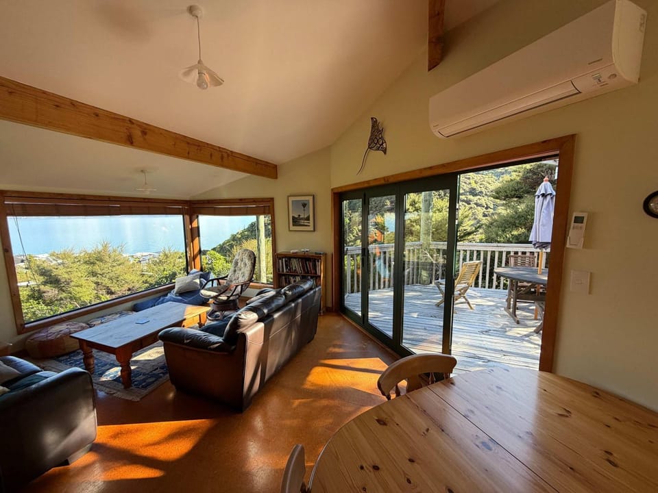 Tata Beach Heights House in Tasman District, Tasman, New Zealand