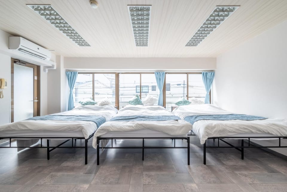Bed, Bedroom, air conditioner
