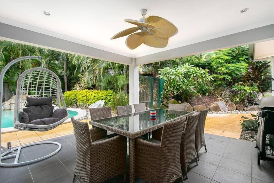 Relaxing Family retreat in Palm Cove - Aurelia House in Palm Cove