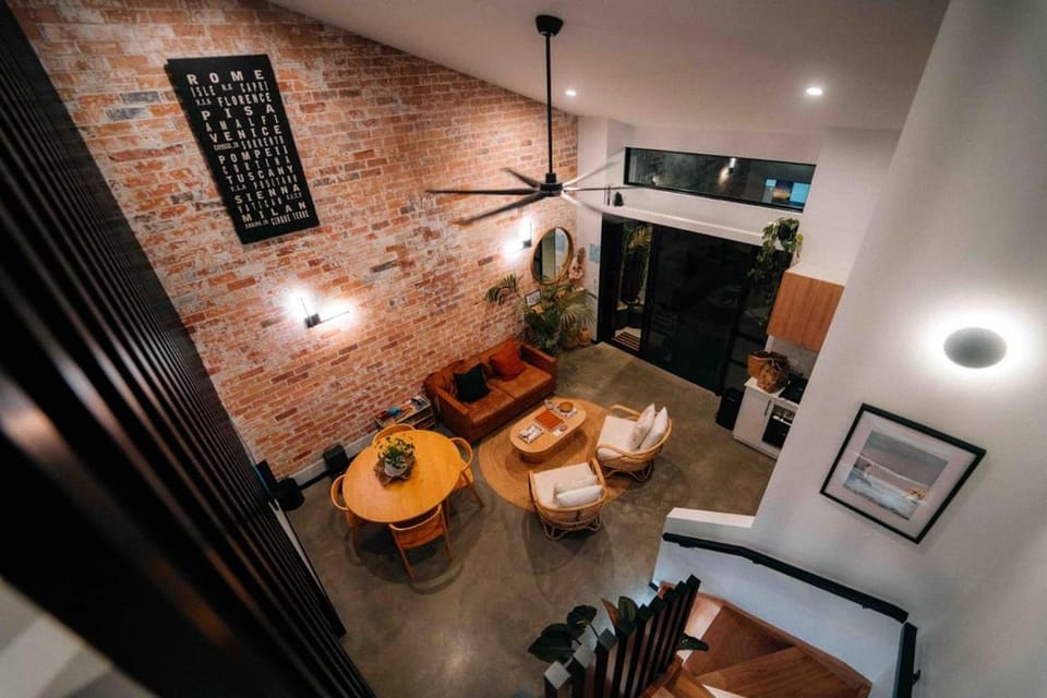 Catalyst Retreat - Stylish, Pets, Accessible, Sauna House in Coffs Harbour