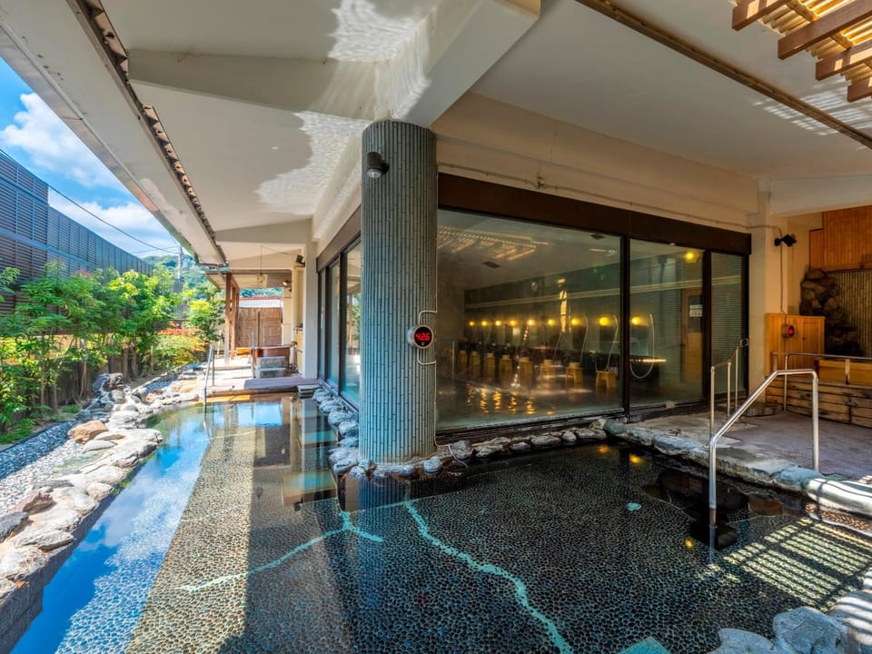 Hot Spring Bath, Open Air Bath
