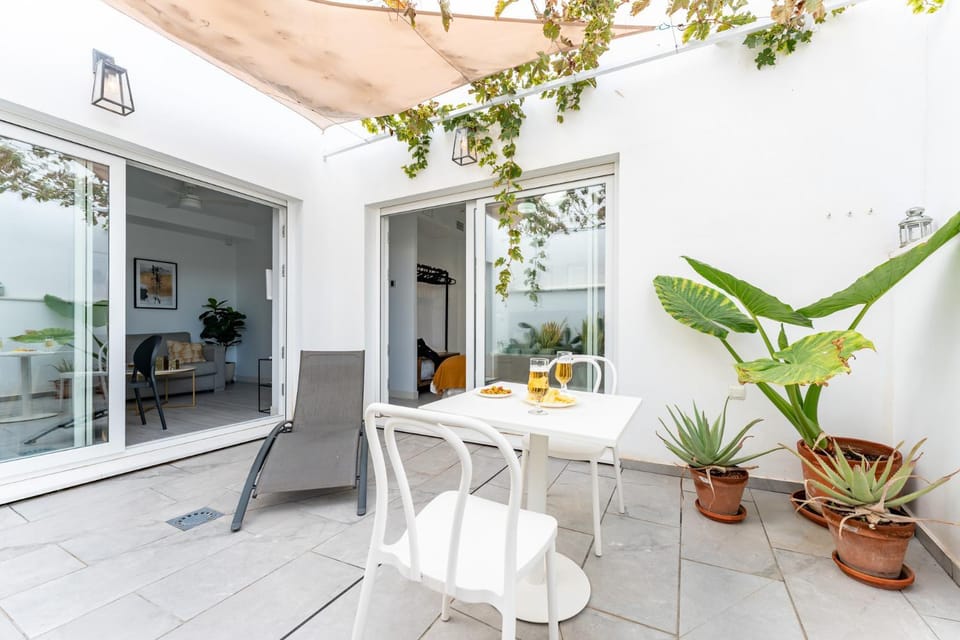 Patio, Balcony/Terrace