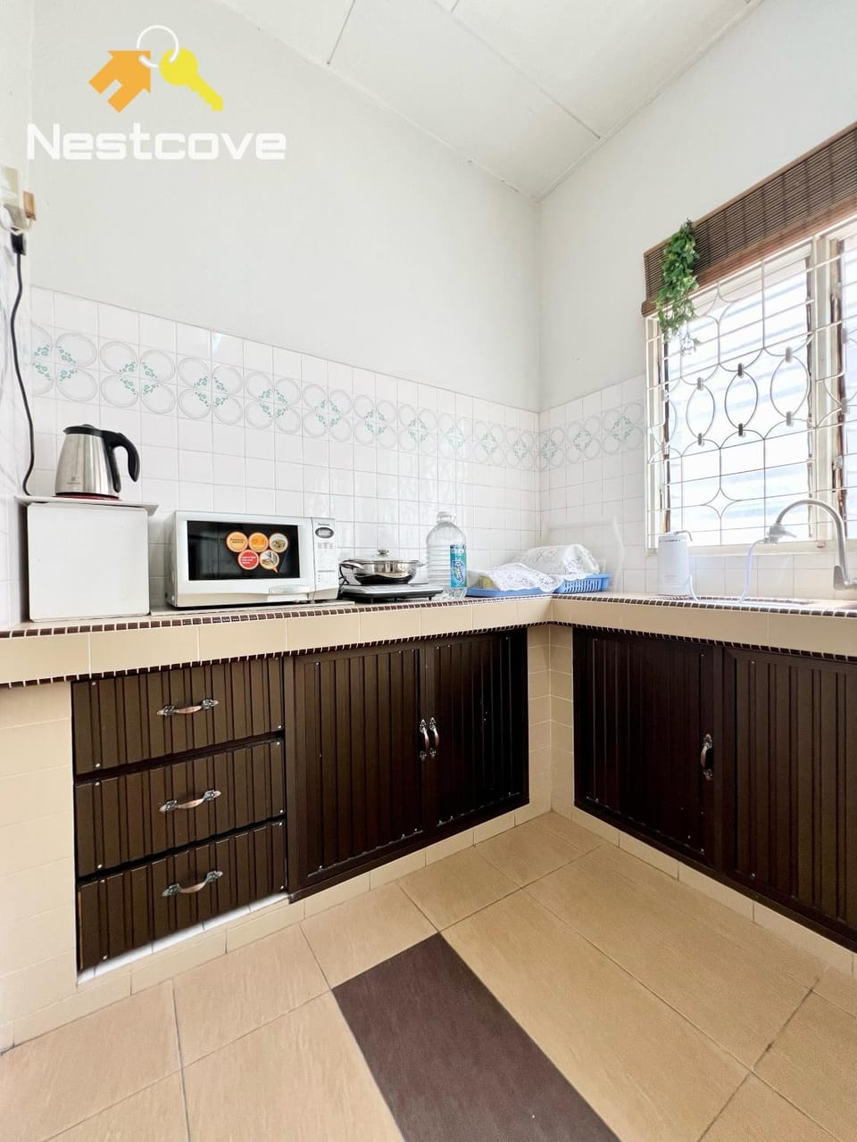 Coffee/tea facilities, Kitchen or kitchenette, minibar, stove, toaster