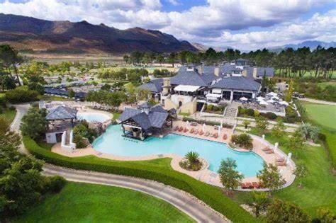 Pearl Valley Golf Estate Lodge 1E Villa in Cape Town