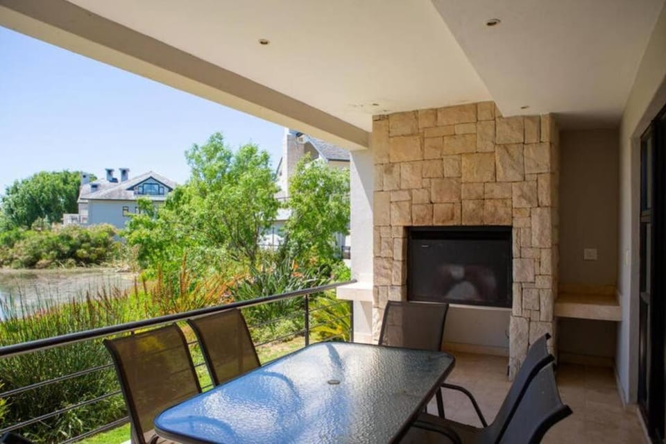 Patio, BBQ facilities